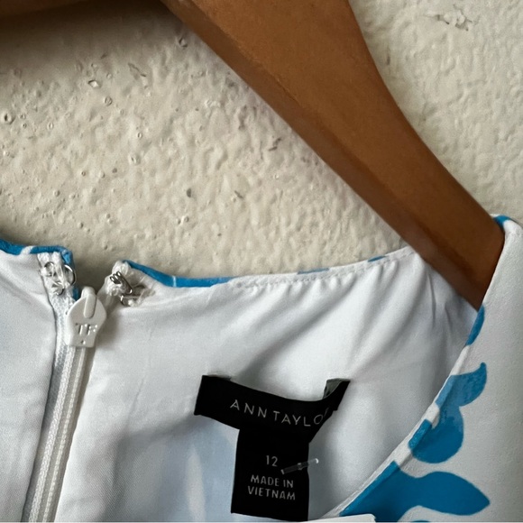 Ann Taylor Ann Taylor - Picture 3 of 13